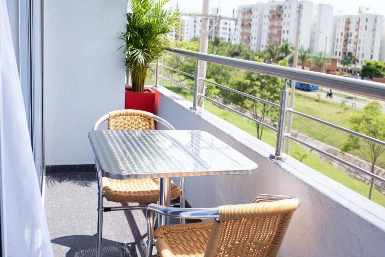 Hotel Be Suites Cali Εξωτερικό φωτογραφία